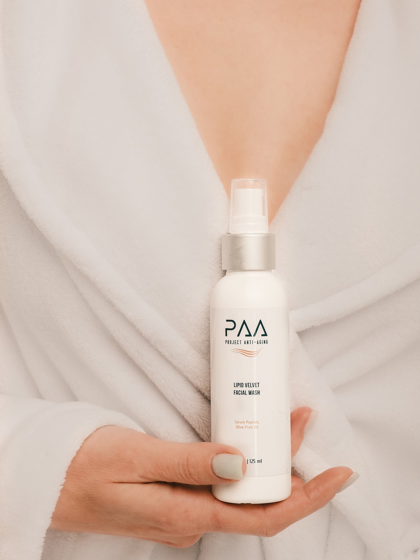 PAA LIPID VELVET FACIAL WASH